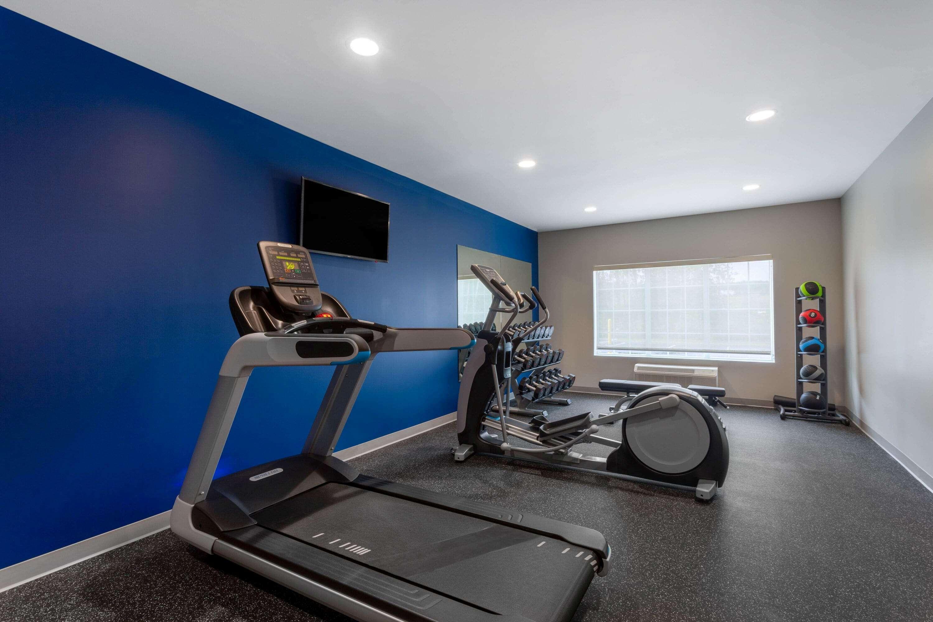 Microtel Inn & Suites By Wyndham Amsterdam Ny Exterior photo